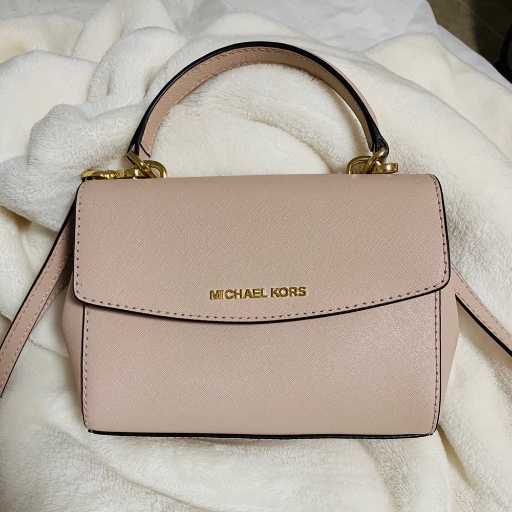 Michael Kors Ava Bag